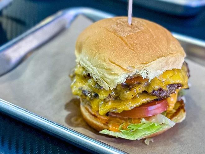 cheeseburger
