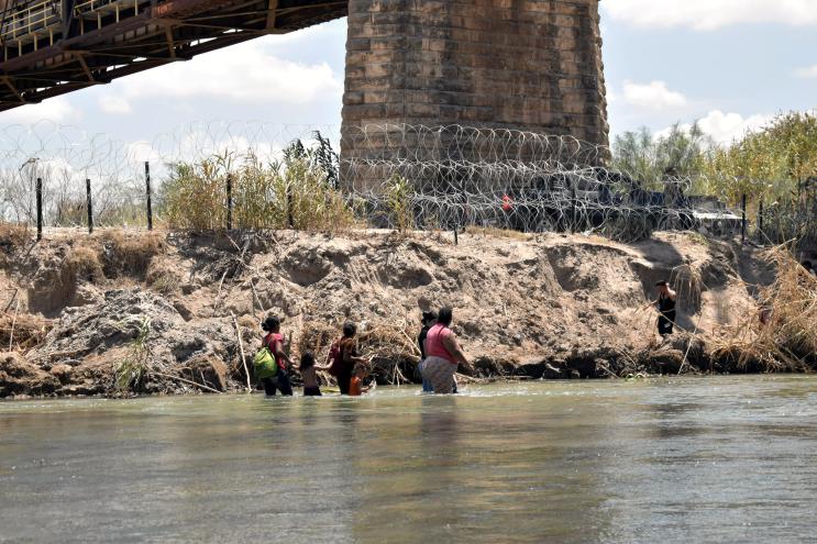 migrants texas border