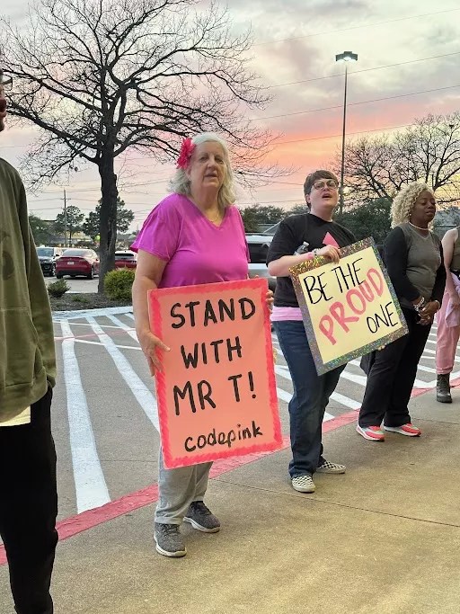 Protesters in support of Rachmad Tjachyadi in Lewisville.