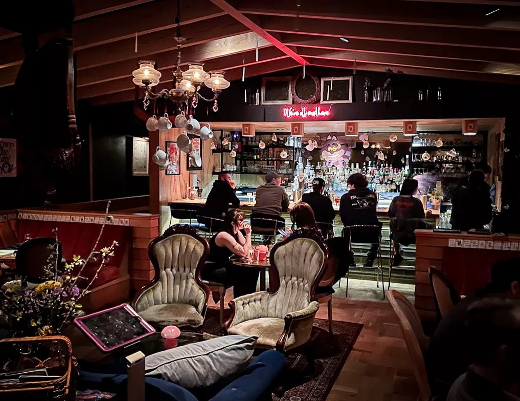 apothecary main room