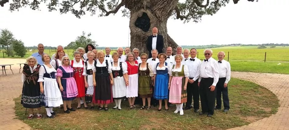 A group of singers belonging to the Dallas Frohsinn Singing Society.