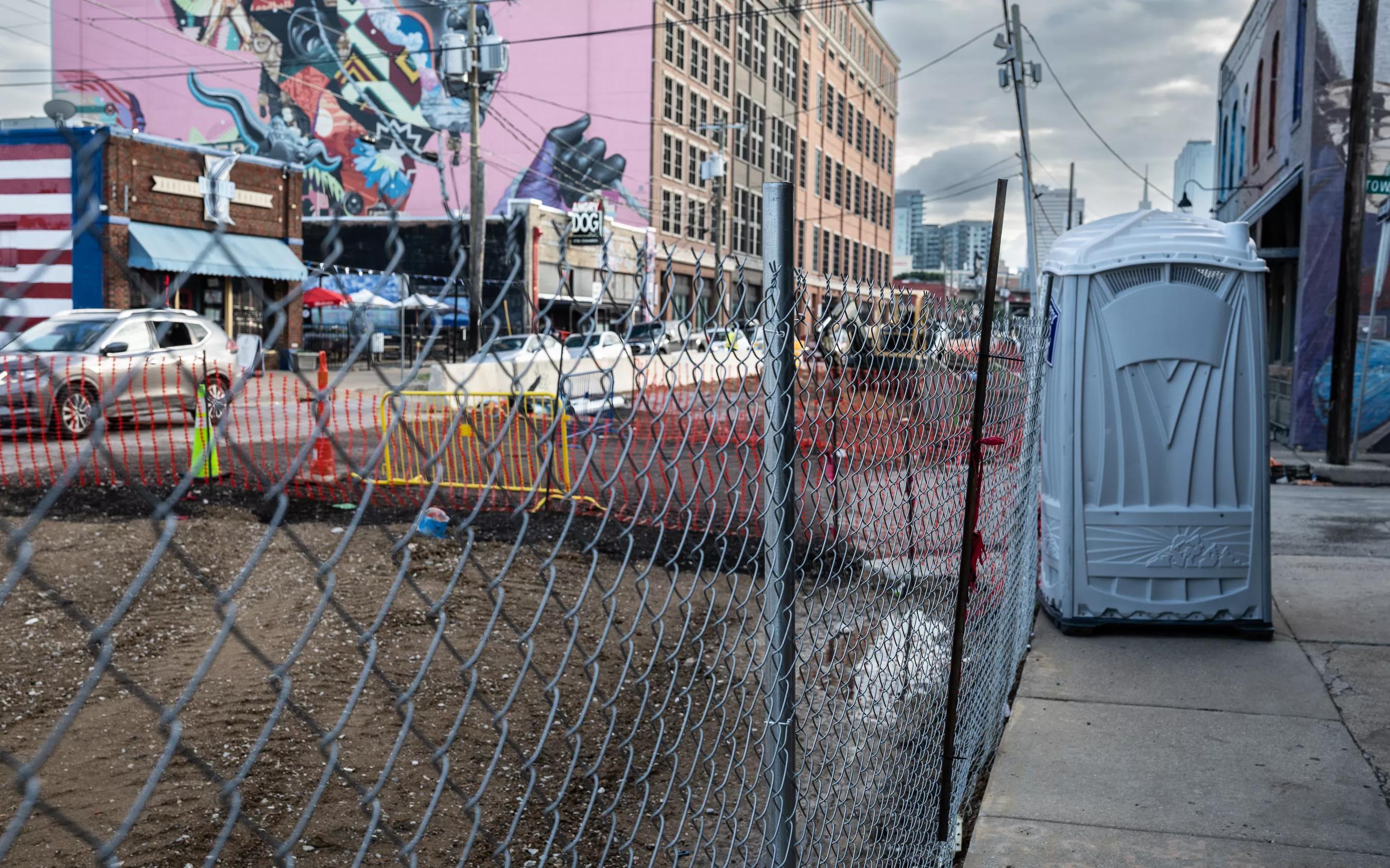 construction and chaos in deep ellum.